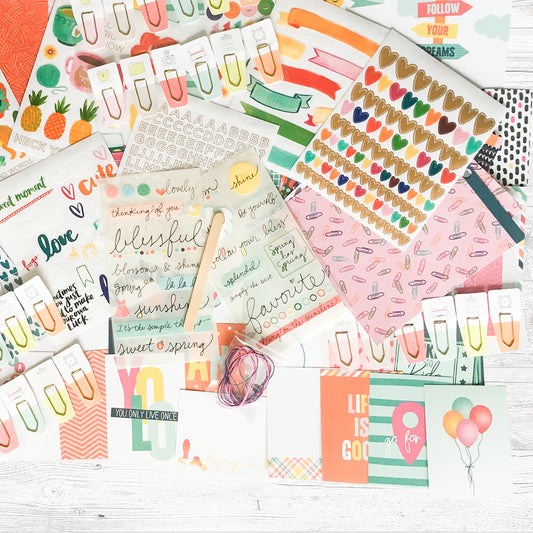 "A COLOURFUL DAY" POCKET KIT