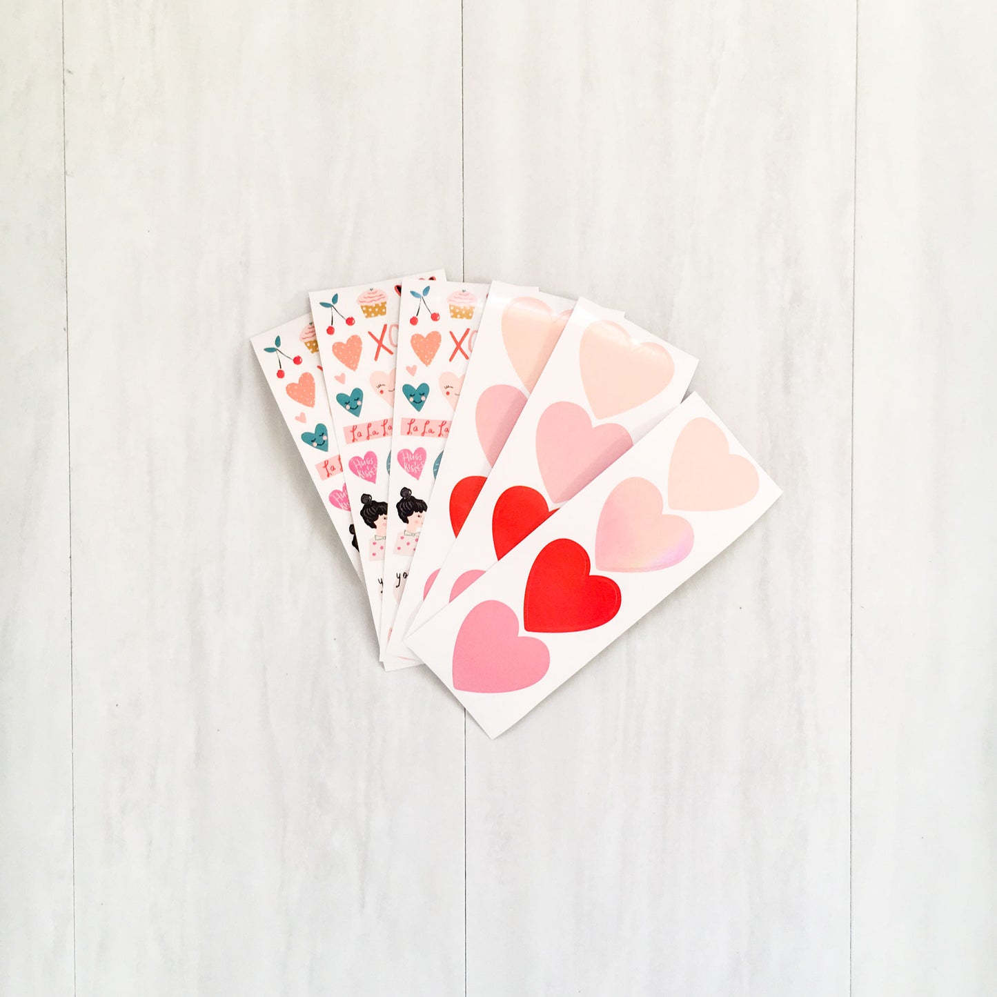 "HUGS & KISSES" POCKET KIT