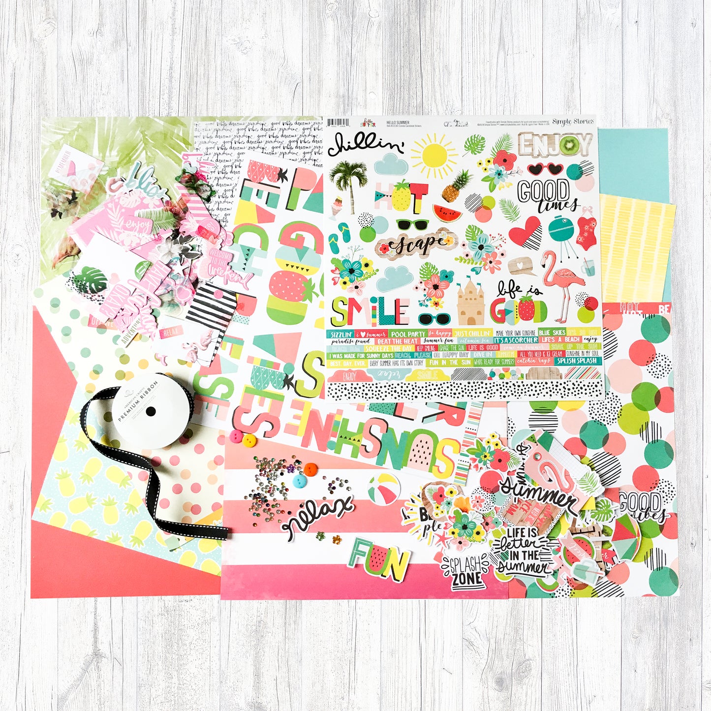 "FUN UNDER THE SUN" SCRAPBOOK KIT